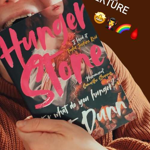 Bin zur Kasse *gerannt*, als ich gelesen hab, worum es geht. Eine feministische #wlw Vampire meets gelangweilte Ehefrau ...